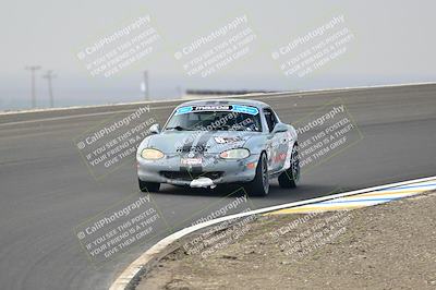 media/Jan-26-2025-CalClub SCCA (Sun) [[cfcea7df88]]/Group 4/Race/